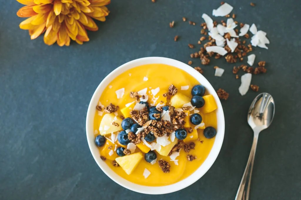 Minute Mango Smoothie Bowl: Quick, Creamy, & Nutritious